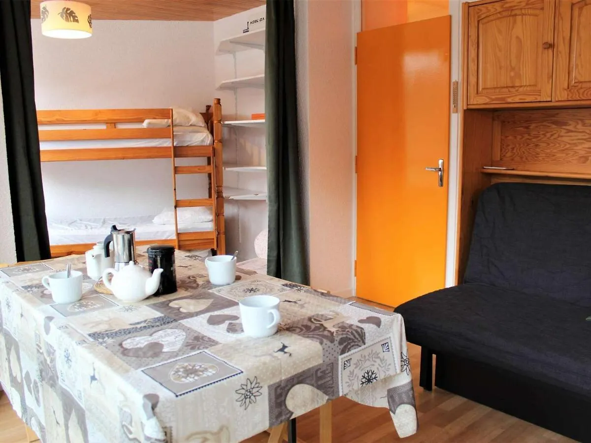 Studio Cosy Avec Balcon, Au Pied Des Pistes Et Proche Des Commerces, Vars Les Claux - Fr-1-330B-189 Apartment